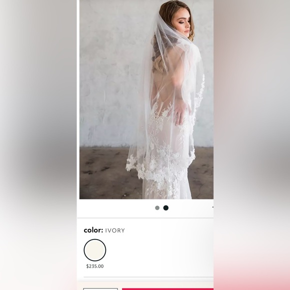 BRIDES AND HAIRPINS
Floral Lace Tulle Fingertip Veil Ivory Retail $235 NIB - Picture 15 of 15